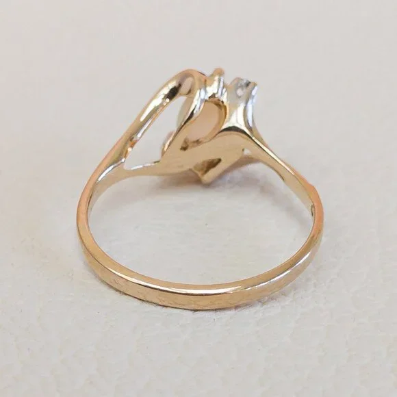 14K Gold Australian Opal & Diamond Ring – Vintage 1990s Setting, Size 6.75 - Picture 10 of 16